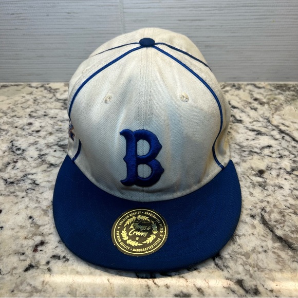 BROOKLYN ROYAL GIANTS RINGS & CROWNS NEGRO LEAGUE FITTED HAT SIZE 8 - Picture 1 of 6